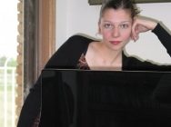 Sofia Mycyk, Piano